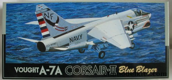 Fujimi 1/72 Vought A-7A Corsair II - VA-93 Blue Blazers / VA-305 Lobos CVWR-30, F-12 plastic model kit